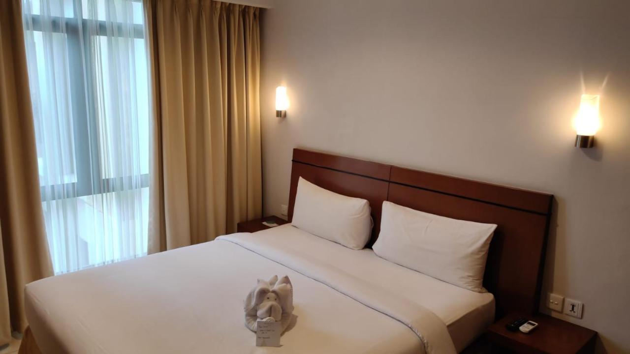 Grand Kuta Hotel And Residence Legian Extérieur photo