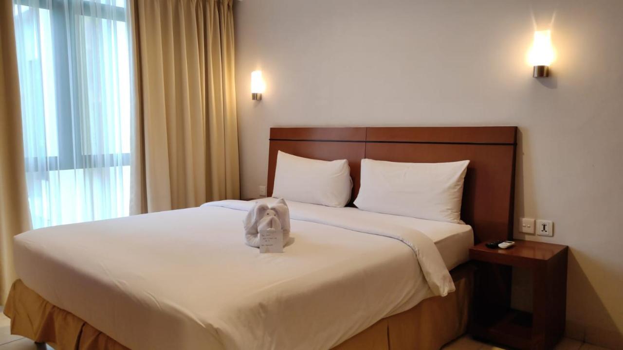 Grand Kuta Hotel And Residence Legian Extérieur photo