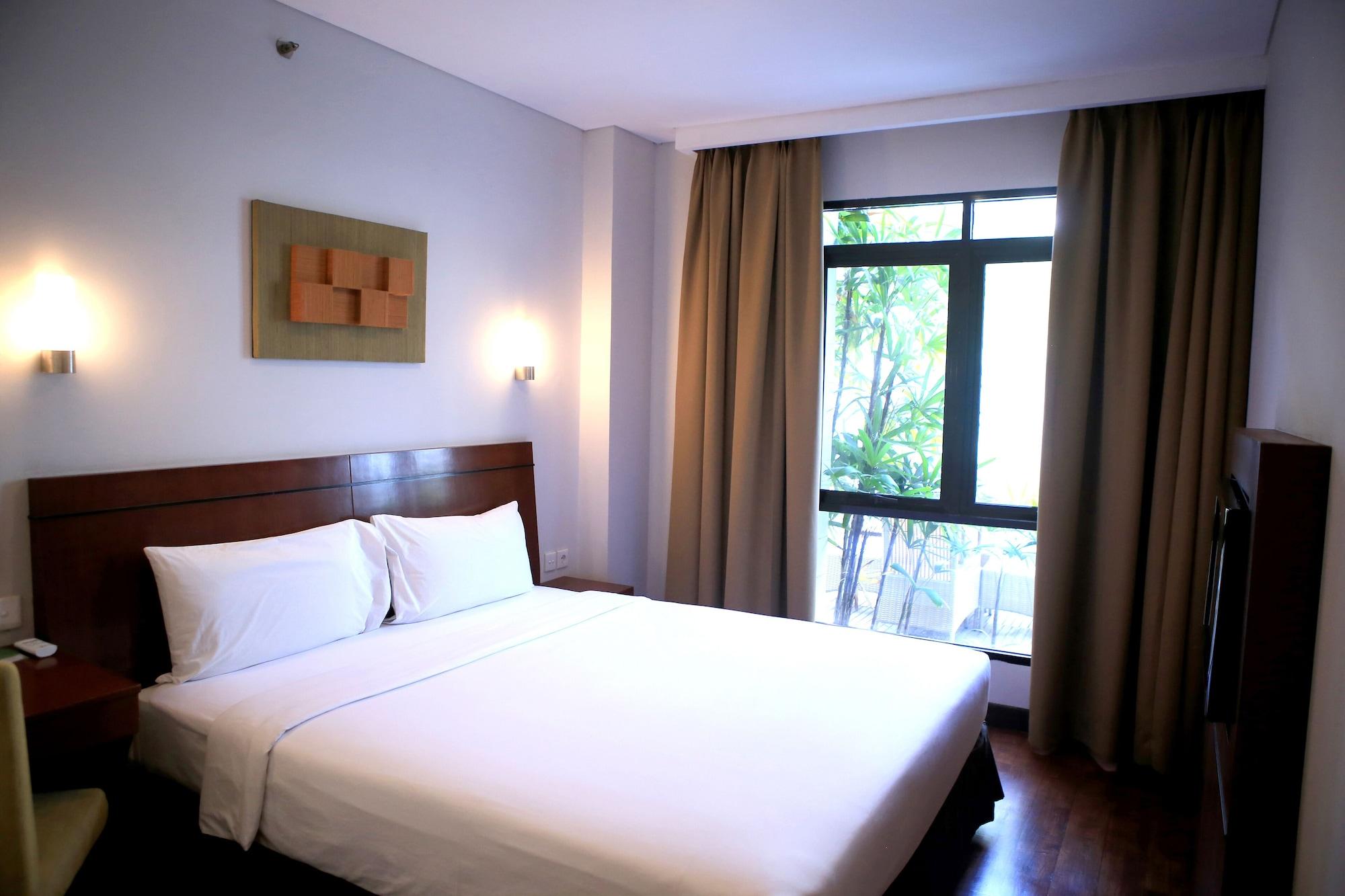 Grand Kuta Hotel And Residence Legian Extérieur photo