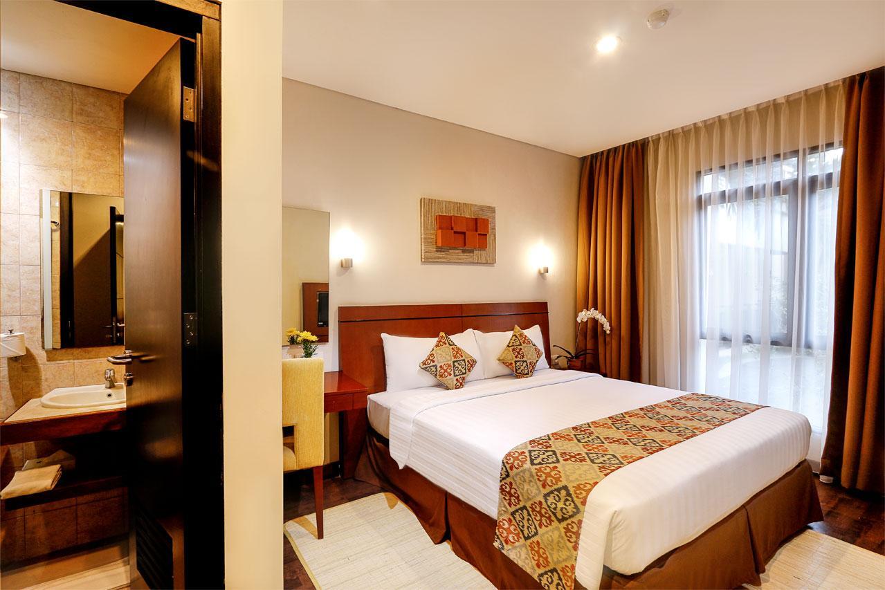 Grand Kuta Hotel And Residence Legian Extérieur photo